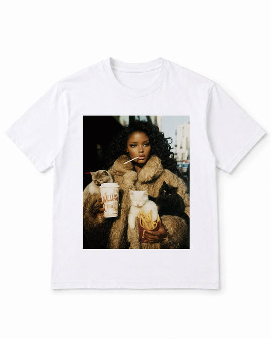 Meme-Puppen-T-Shirt mit luxuriöser Chaos-Katzenlady – 100 % Baumwolle